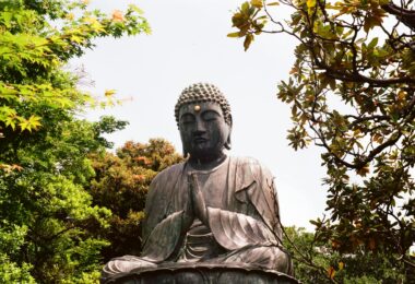 a statue of buddha