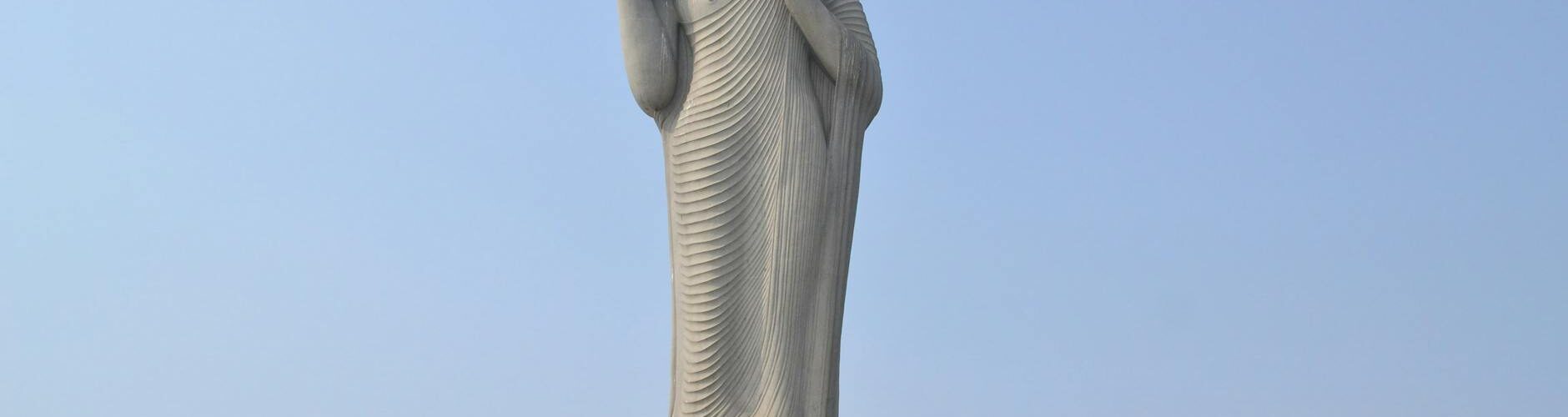 buddha statue in hajdarabad