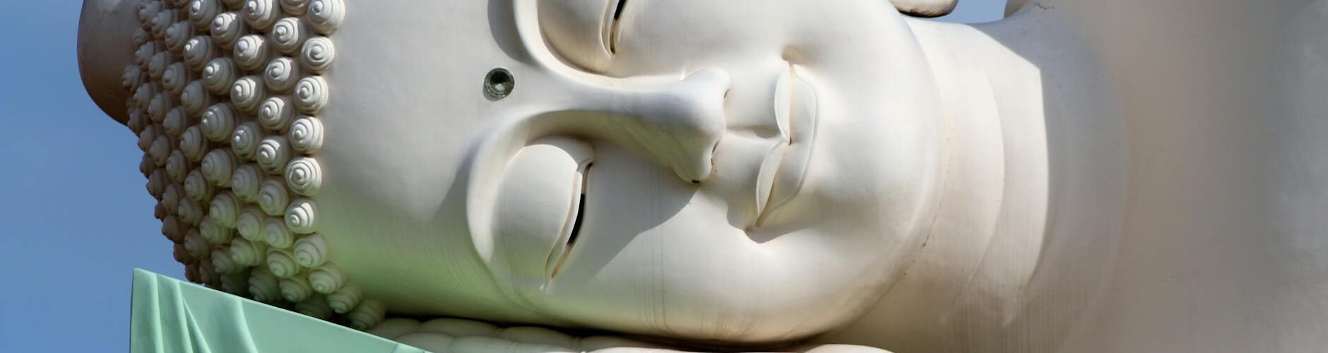 huge statue of sleeping buddha